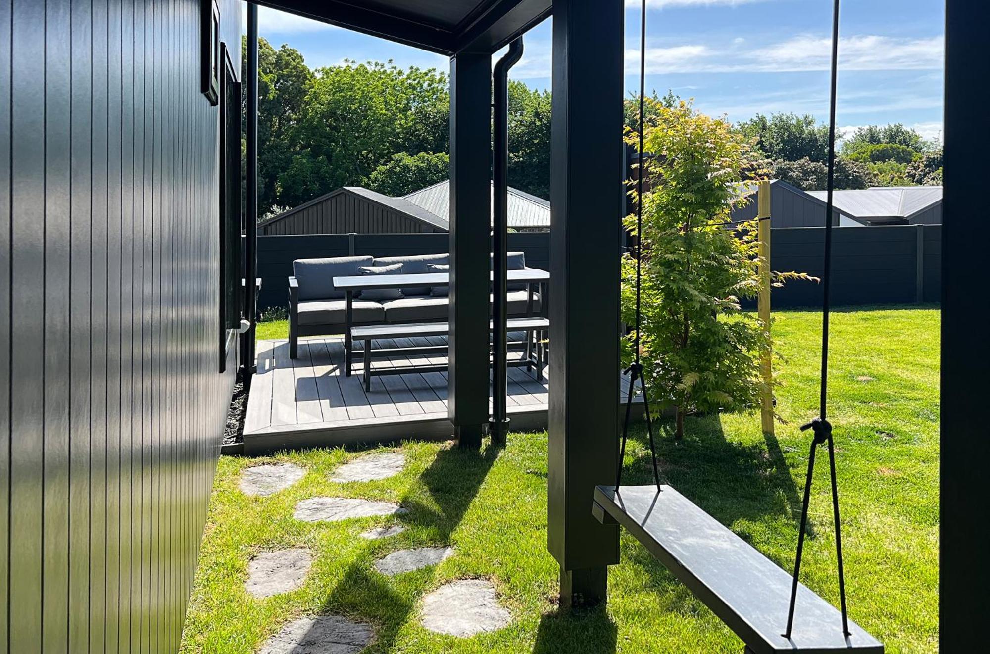 Hillbrook - A Luxurious Guesthouse Ohauiti ภายนอก รูปภาพ